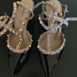 Authentic Valentino Rockstud 37.5 black